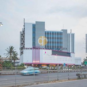 Orchardz Hotel Bandara